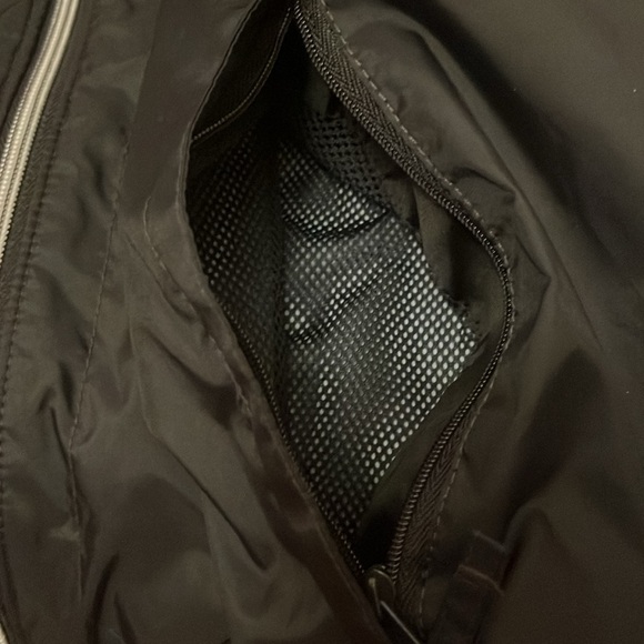 Columbia Rain Jacket - Picture 4 of 8